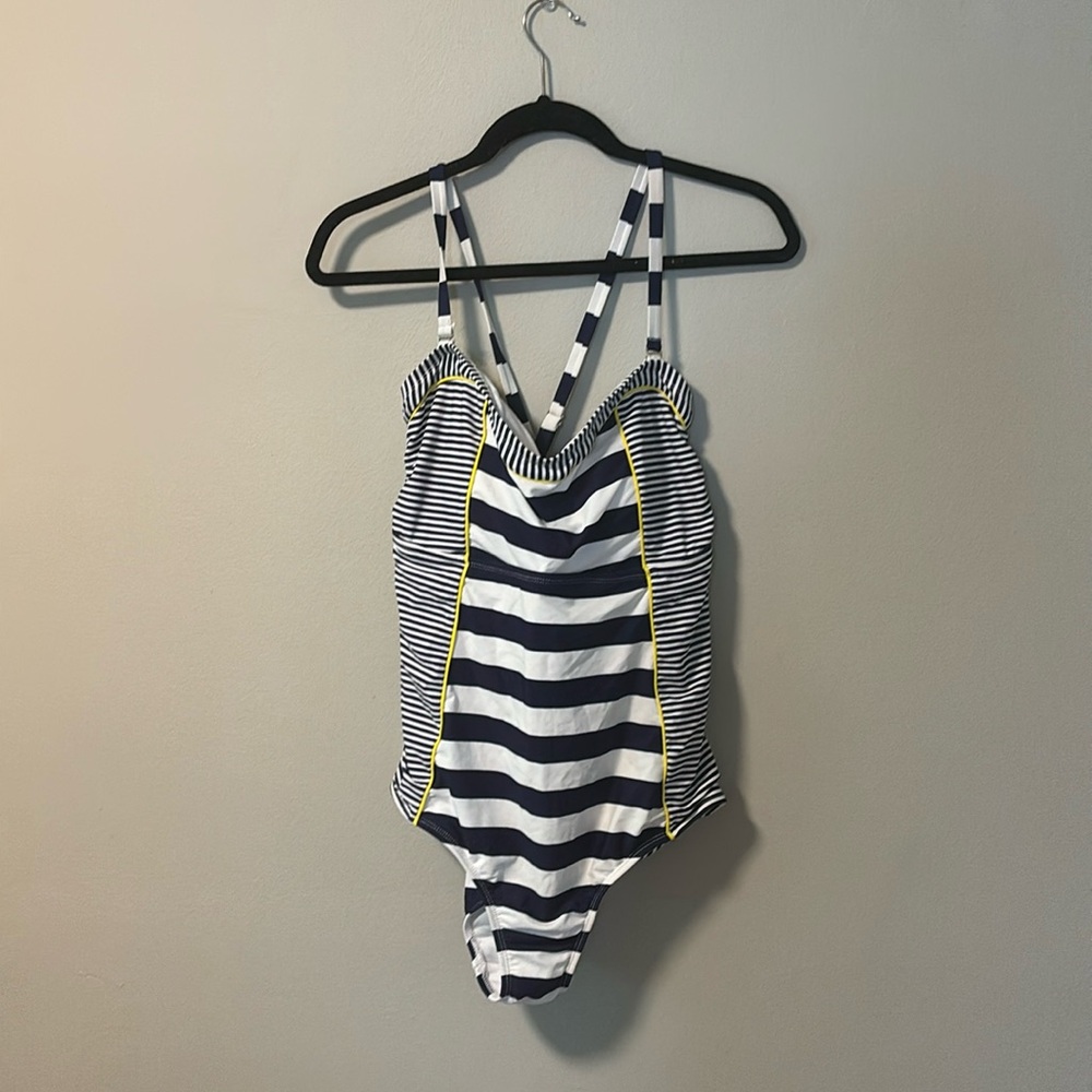 {VM} Striped Swimsuit